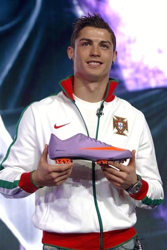 Cristiano Ronaldo Nike Shoe